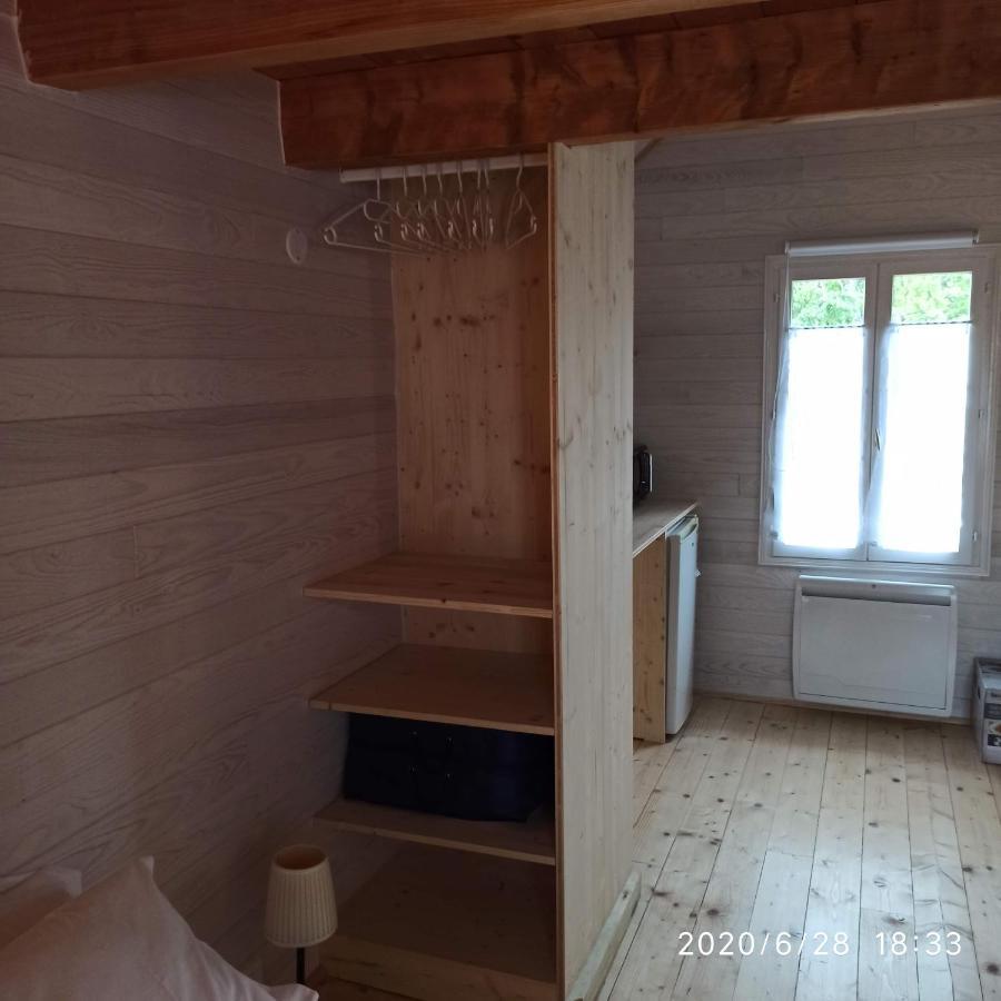 Une Tiny House A Decouvrir Au Coeur De La Cite ! คองเทร็กเซวิลล์ ภายนอก รูปภาพ