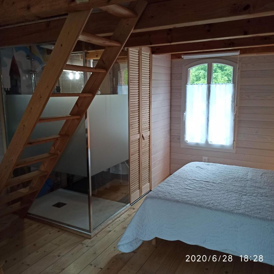 Une Tiny House A Decouvrir Au Coeur De La Cite ! คองเทร็กเซวิลล์ ภายนอก รูปภาพ