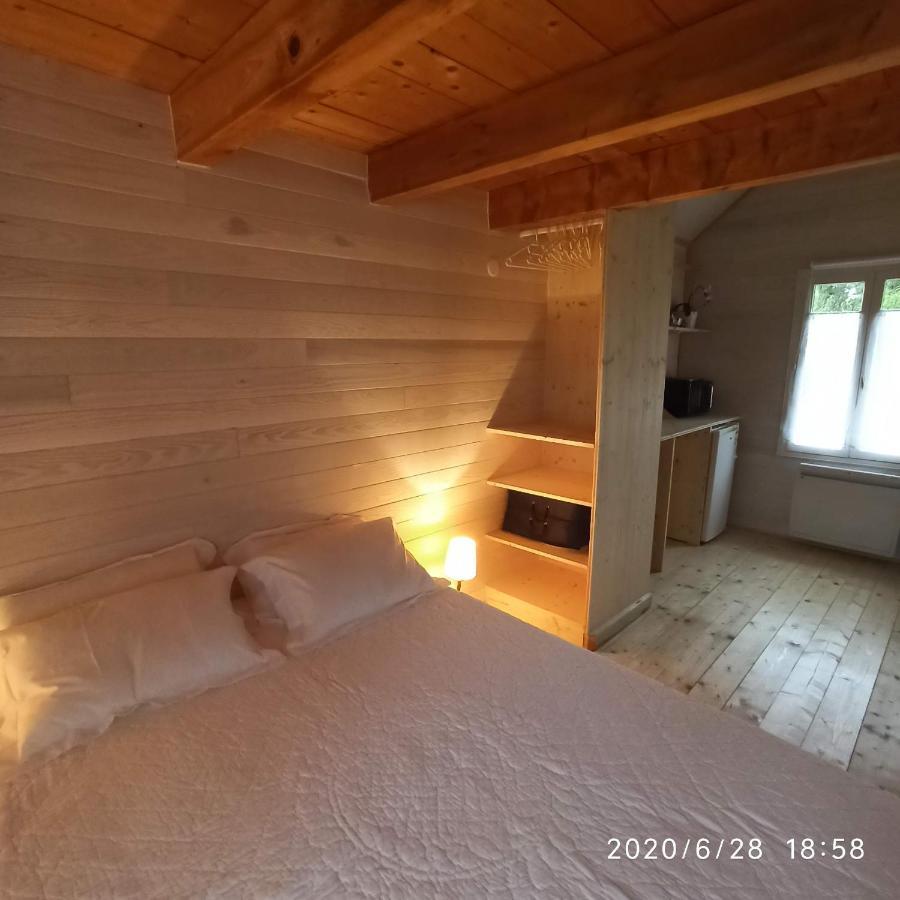Une Tiny House A Decouvrir Au Coeur De La Cite ! คองเทร็กเซวิลล์ ภายนอก รูปภาพ